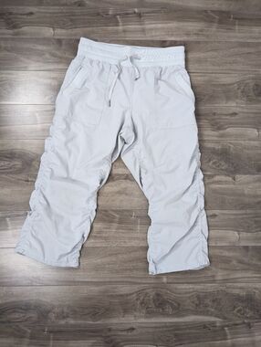 Kyodan Women's Pants Light Gray Athletic Size Medium